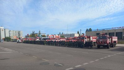 В Енергодарі співробітники ДСНС вийшли на протест окупаційній владі В Енергодарі співробітники ДСНС вийшли на протест окупаційній владі