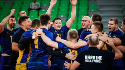 Україна здобула найбільшу перемогу в історії у волейболі: емоції, радість фанів та коментарі гравців. Репортаж з Любляни