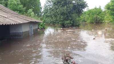 Через зливу на Одещині постраждало 16 будинків, збитки підраховуються Через зливу на Одещині постраждало 16 будинків, збитки підраховуються
