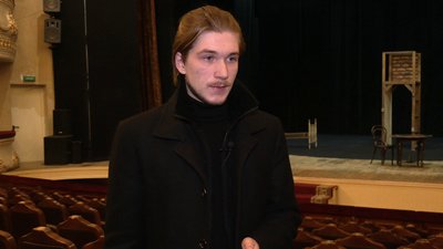 "Він поцілував сцену і пішов": спогади акторів рівненського драмтеатру про загиблого Володимира Федінчука "Він поцілував сцену і пішов": спогади акторів рівненського драмтеатру про загиблого Володимира Федінчука