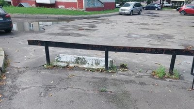 Огорожі, обмежувачі руху та абонентські скриньки: у Луцьку демонтують ряд об'єктів