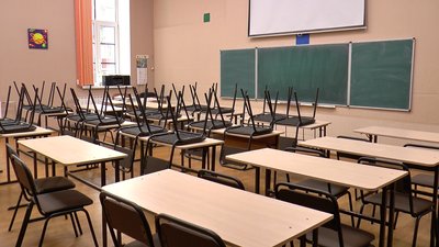 В школах Полтави призупинили навчання (окрім початкової школи) В школах Полтави призупинили навчання (окрім початкової школи)
