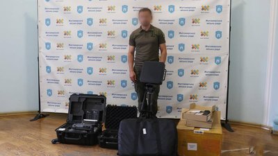 Дрони та рації: військові тероборони у Житомирі отримали військове спорядження Дрони та рації: військові тероборони у Житомирі отримали військове спорядження