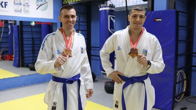 Якби ми відмовилися, вони стояли б на п'єдесталі: призери Чемпіонату світу з карате з Чернівців про перемогу та росіян