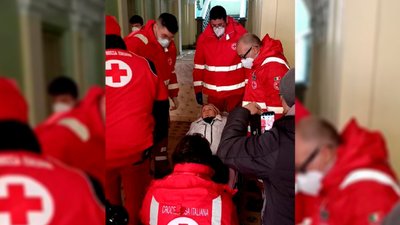Тиждень нерухомо пролежала в підвалі, щоб батьки не носили її на руках: Олена Котляренко з Киїнки про війну Тиждень нерухомо пролежала в підвалі, щоб батьки не носили її на руках: Олена Котляренко з Киїнки про війну