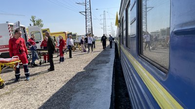 До Львова медичним потягом евакуювали вісьмох пацієнтів зі Сходу України