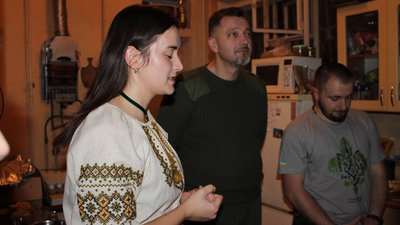 Бійці з Тернопільщини зустрічають Святвечір на передовій — Фоторепортаж Бійці з Тернопільщини зустрічають Святвечір на передовій — Фоторепортаж