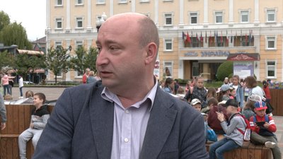 "Острів серед бетону" у Рівному: ініціатори відреагували на критику "Острів серед бетону" у Рівному: ініціатори відреагували на критику
