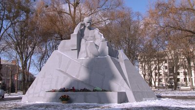У Полтаві поклали квіти до пам'ятника Тарасу Шевченку