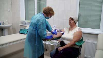 Робили аналізи крові, кардіограму, УЗД: до Киїнки приїздила бригада «Мобільні лікарі» Робили аналізи крові, кардіограму, УЗД: до Киїнки приїздила бригада «Мобільні лікарі»