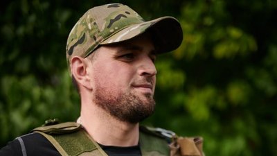 Чоловік воює, дружина волонтерить: історія сім'ї бійця волинської бригади Чоловік воює, дружина волонтерить: історія сім'ї бійця волинської бригади