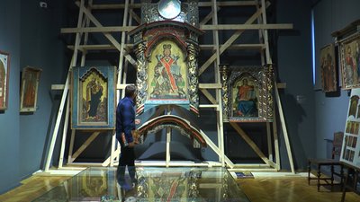 "Ти не маєш права зашкодити пам'ятці, ти можеш тільки її зберегти" — реставратор Валерій Твердохліб "Ти не маєш права зашкодити пам'ятці, ти можеш тільки її зберегти" — реставратор Валерій Твердохліб