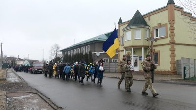 У Дружбі Сумської області попрощалися з військовим Ігорем Буліховим У Дружбі Сумської області попрощалися з військовим Ігорем Буліховим