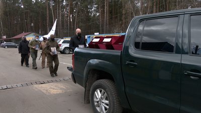 Україна та Росія обмінялися останками солдатів Червоної армії