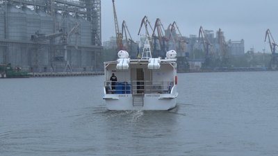 У Миколаєві розпочався сезон річкових перевезень. Як працює водний траснпорт у місті У Миколаєві розпочався сезон річкових перевезень. Як працює водний траснпорт у місті