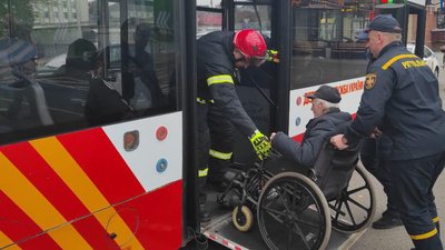 До Луцька з Харківщини евакуювали жителів геріатричного пансіонату До Луцька з Харківщини евакуювали жителів геріатричного пансіонату