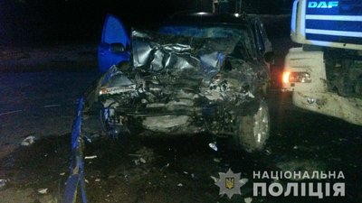 На Рівненщині зіткнулися легковик та вантажівка: водій та пасажир у реанімації На Рівненщині зіткнулися легковик та вантажівка: водій та пасажир у реанімації