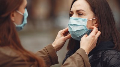 Нові випадки та географія поширення – ситуація з COVID-19 на Хмельниччині