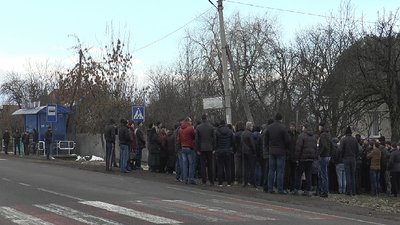 Громада прикарпатського села Старі Кривотули вимагає встановити на дорозі «Н-10» світлофор