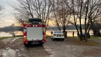 З басівкутського озера в Рівному вдруге в році дістали тіло людини