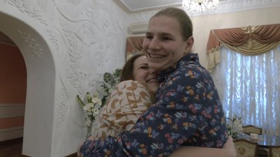 Шлюб під час війни: у Миколаєві урочисто побралися дві пари молодят Шлюб під час війни: у Миколаєві урочисто побралися дві пари молодят