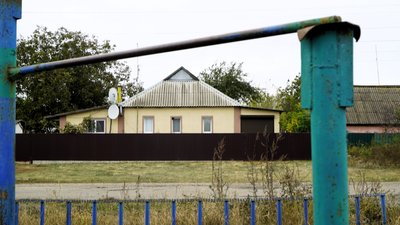 "Будинок Козирів тепер пустує". Жителі Грози розповіли про родину загиблого військового та односельчан "Будинок Козирів тепер пустує". Жителі Грози розповіли про родину загиблого військового та односельчан