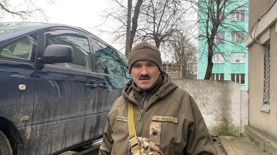 Волонтер з Тернополя Володимир Мосейко Волонтер з Тернополя Володимир Мосейко