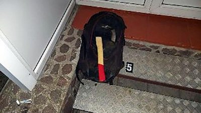 Поліція затримала підозрюваних у розбійному нападі на лісівника на Чернігівщині Поліція затримала підозрюваних у розбійному нападі на лісівника на Чернігівщині