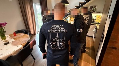 Затримання посадовця Луцької міської ради за хабар, квітень 2026 року