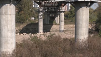 60 мільйонів на переправу. Чи відновили будівництво мосту у Франківську 60 мільйонів на переправу. Чи відновили будівництво мосту у Франківську