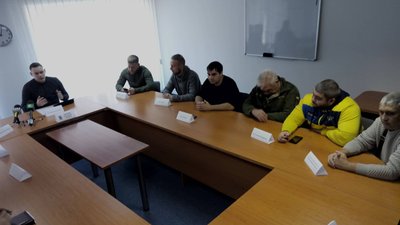 У Запоріжжі відбувся круглий стіл "Штабу супротиву капітуляції"