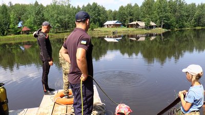 Дисципліна і навчання. Як діти проходять вишкіл у "Карпатському легіоні" Дисципліна і навчання. Як діти проходять вишкіл у "Карпатському легіоні"