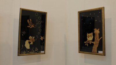 Художній розпис скла та рослиноплетіння: у тернопільському музеї виставка двох майстрів