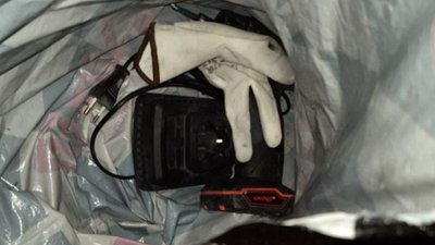 У Житомирі затримали чоловіка, якого підозрюють у причетності до крадіжки з автомобіля У Житомирі затримали чоловіка, якого підозрюють у причетності до крадіжки з автомобіля