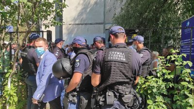 Київський райсуд Харкова пікетують родичі наркозалежних