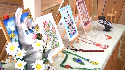 У Житомирі відкрилася виставка творчих робіт дітей "Ми – українці" У Житомирі відкрилася виставка творчих робіт дітей "Ми – українці"