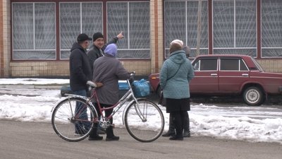 Без аптеки і автобуса: як живуть люди у селі на Черкащині Без аптеки і автобуса: як живуть люди у селі на Черкащині