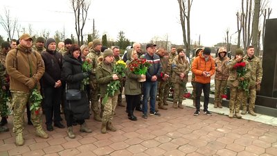 У Житомирі попрощалися з 27-річним десантником розвідувального батальйону Микитою Ситником У Житомирі попрощалися з 27-річним десантником розвідувального батальйону Микитою Ситником