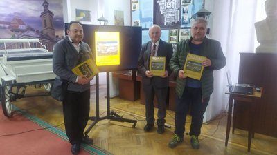 Зліва на право - Андрій Захарків-Олійник, Микола Проців, Андрій Кісь Зліва на право - Андрій Захарків-Олійник, Микола Проців, Андрій Кісь