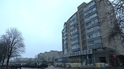 Супермаркет замість Сіверського: мешканці будинку на Рокоссовського у Чернігові проти будівництва