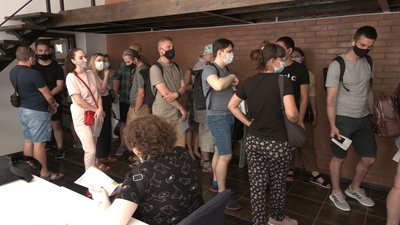 У Чернігові 350 працівників з дев'яти IT-компаній щепили вакциною «Pfizer» У Чернігові 350 працівників з дев'яти IT-компаній щепили вакциною «Pfizer»