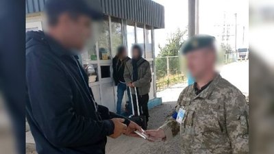 В Умані виявили двох порушників В Умані виявили двох порушників