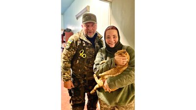 Як прикарпатець Володимир Молдавчук керує громадою з фронту та рятує українських військових на передовій