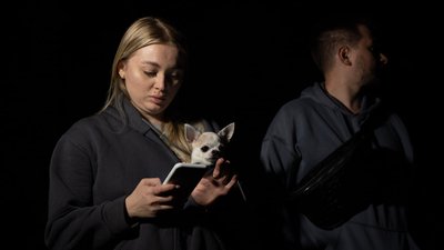 Валерія та Гучі на місці влучання РФ у Шевченківському району Харкова. 6 червня 2023 року. Фото: В'ячеслав Мавричев/Суспільне Харків Валерія та Гучі на місці влучання РФ у Шевченківському району Харкова. 6 червня 2023 року. Фото: В'ячеслав Мавричев/Суспільне Харків