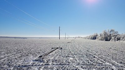На Кіровоградщині після пошкодження електроопор зникли 5,5 тисяч метрів дротів