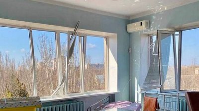 У Миколаєві через обстріли розбиті понад 12 тисяч квадратних метрів віконних шибок