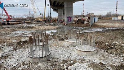 Забили 16 паль. Що відомо про будівництво дороги до Одеського порту