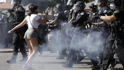 У США ширяться протести через загибель затриманого поліцією афроамериканця