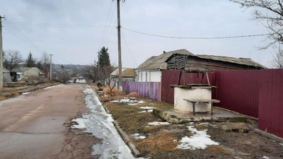 Відсутність огорожі, даху, результатів дослідження. На Кіровоградщині перевіряли громадські криниці Відсутність огорожі, даху, результатів дослідження. На Кіровоградщині перевіряли громадські криниці