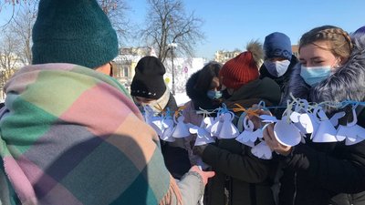 У Києві відбулась акція "Ангели пам’яті", присвячена Героям Небесної Сотні У Києві відбулась акція "Ангели пам’яті", присвячена Героям Небесної Сотні